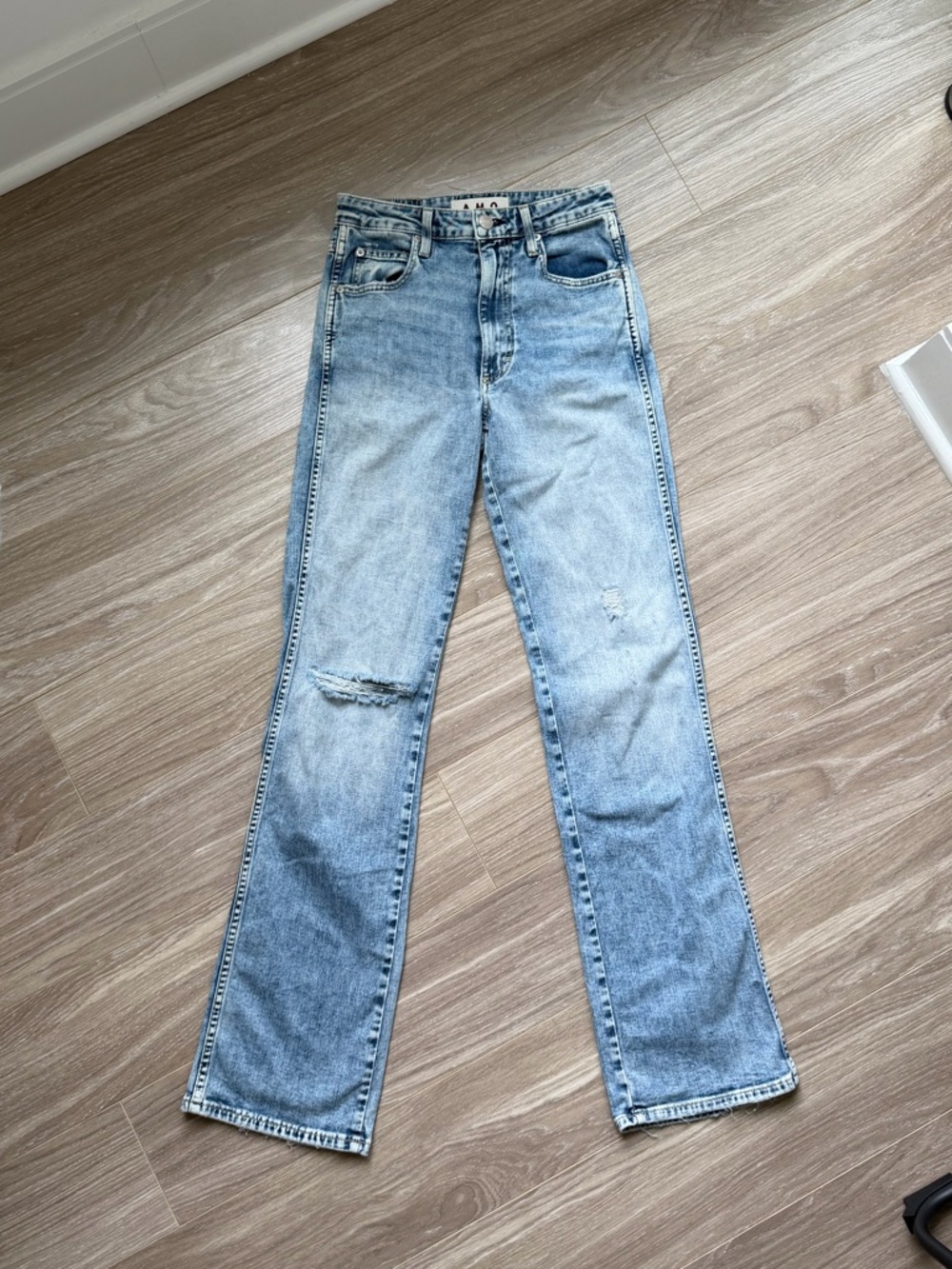 AMO Women’s Willa Slim Flare High Rise Denim Jeans Sz 26 Wander Lightwash EUC